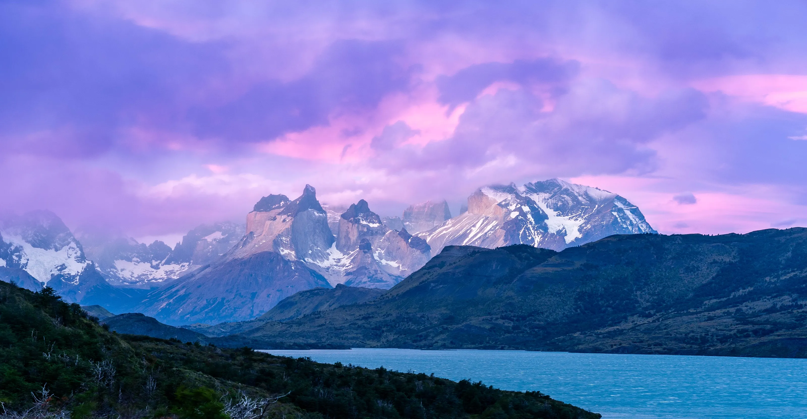 Cuernos Del Paine